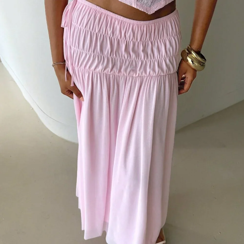 Elegant Pink Women's Romantic Mini Skirt